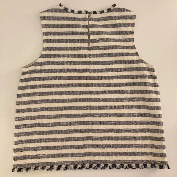 NWT- Banana Republic tweed striped sleeveless top - navy and white - size L - Picture 2 of 6
